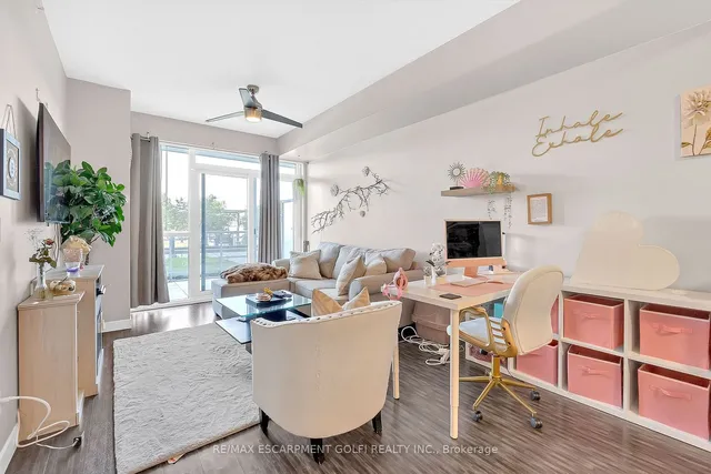 Additional image 16 of 2093 Fairview St Unit 408