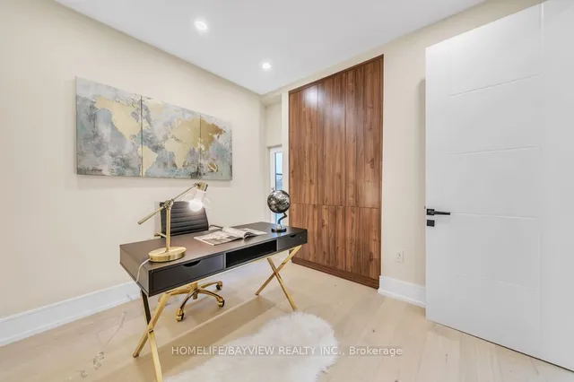 Additional image 25 of 690 Merton St