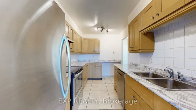 Additional image 11 of 130 Neptune Dr Unit 906