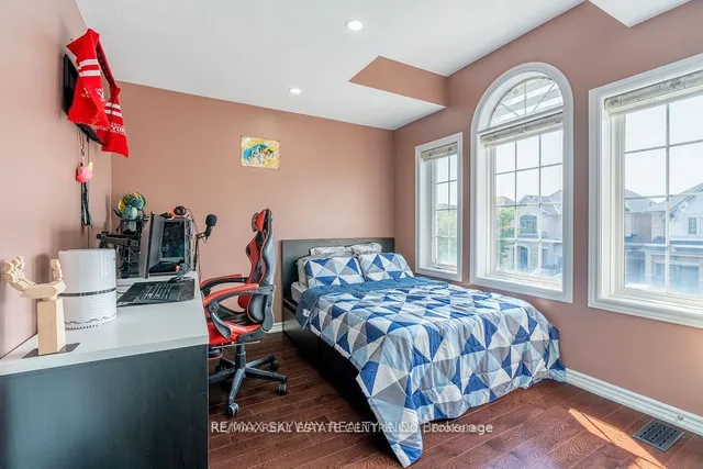 Additional image 28 of 25 Hammerhead Rd