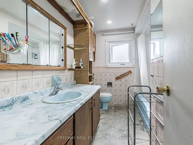 Additional image 14 of 66 Banting Cres