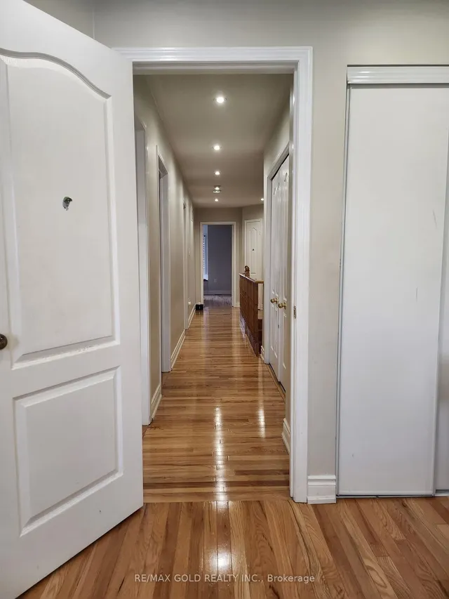 Additional image 13 of 949 Flute Way