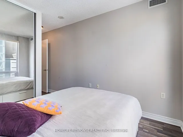 Additional image 23 of 85 Bloor St Unit 802