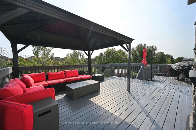 Additional image 39 of 50 Gallucci Cres