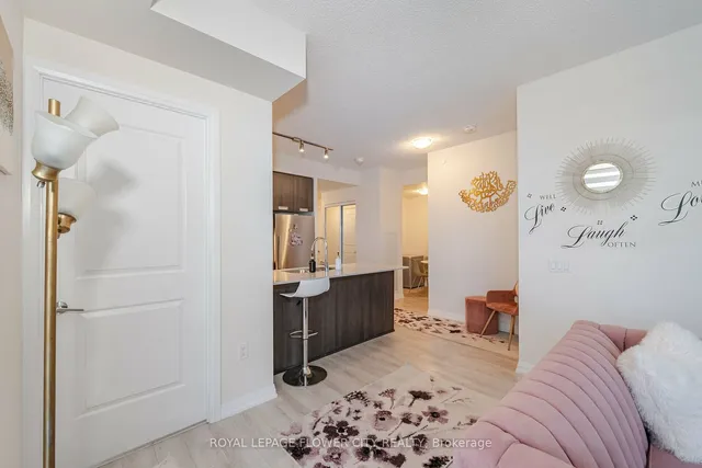 Additional image 13 of 65 Watergarden Dr Unit 709