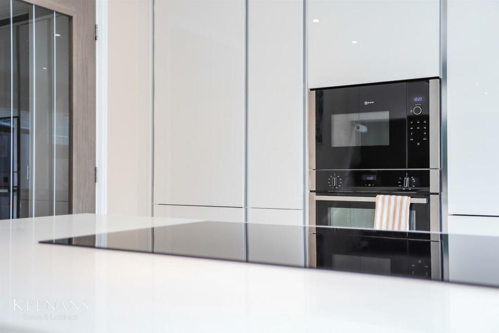 Additional image 16 of Whitpark Grove, Ightenhill