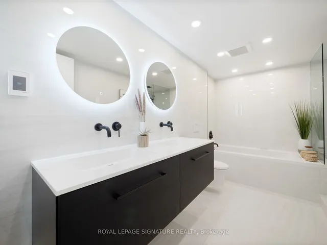 Additional image 23 of 533 Richmond St Unit Ph2