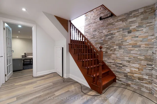 Additional image 23 of 4484 Jenkins Cres