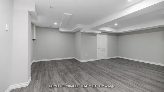 Additional image 35 of 1575 Shale Oak Mews