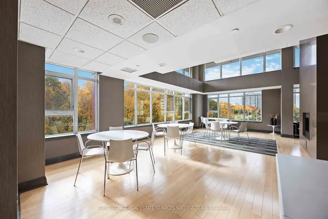 Additional image 31 of 25 Town Centre Crt Unit 1205