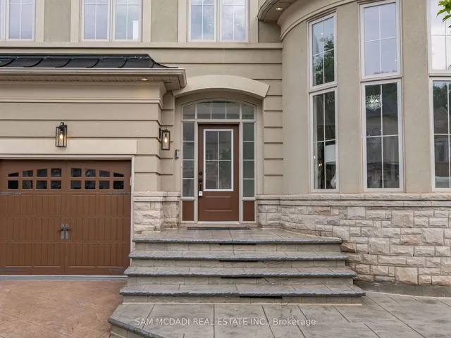 Additional image 2 of 7 Canis St