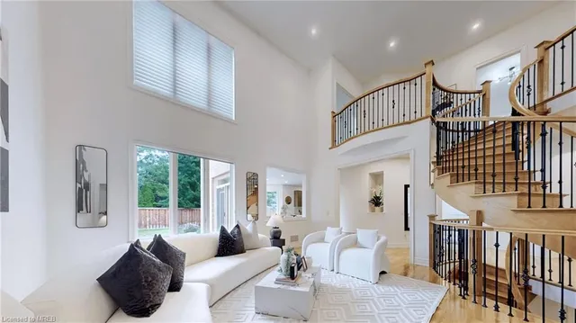 Additional image 8 of 2238 Lyndhurst Dr