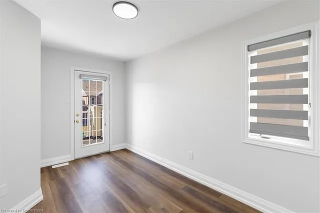 Additional image 42 of 904 Oasis Dr