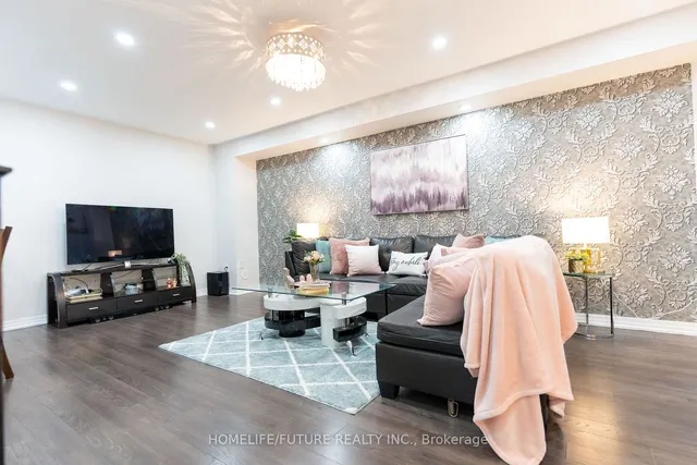 Additional image 12 of 275 Ellen Davidson Dr