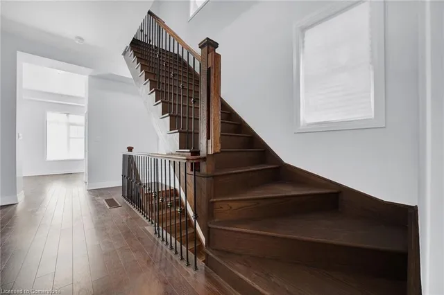 Additional image 18 of 2122 Royal Gala Cir