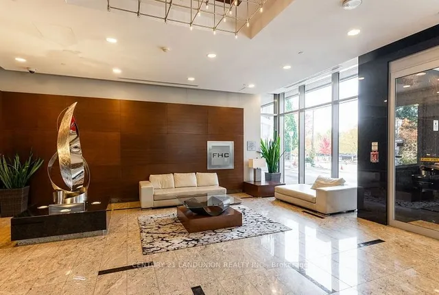 Additional image 15 of 151 Village Green Sq Unit 1401