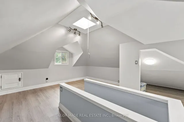 Additional image 29 of 42 Centre St