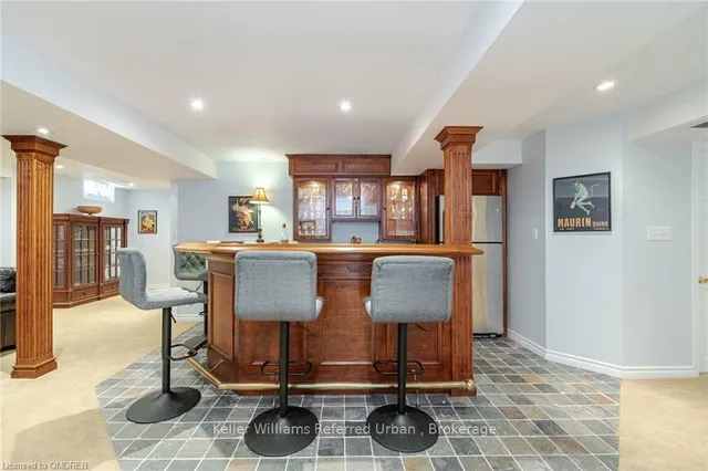 Additional image 36 of 2477 LONGRIDGE Cres