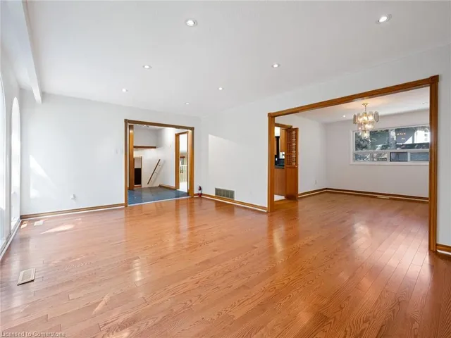 Additional image 8 of 165 Cavendish Crt