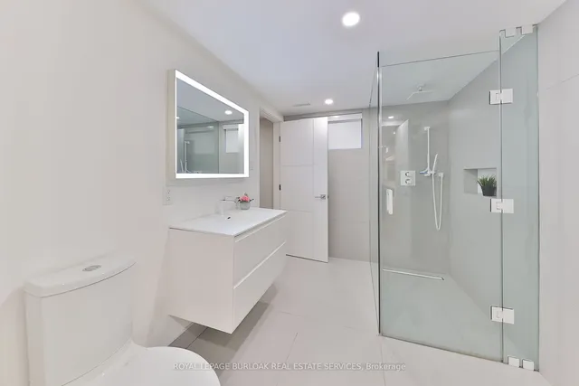 Additional image 21 of 370 Goodram Dr