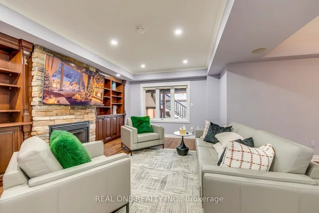 Additional image 26 of 1564 Pinery Cres