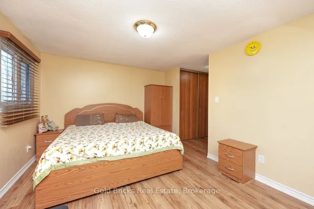 Additional image 19 of 19 Mikado Cres