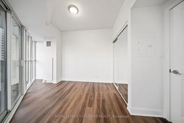 Additional image 23 of 60 Absolute Ave Unit 1505