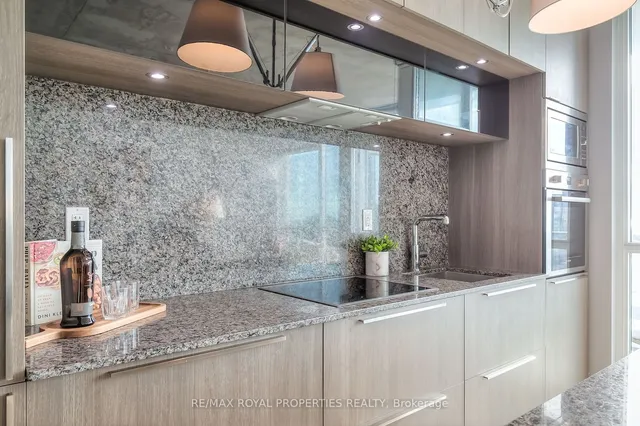 Additional image 10 of 88 Blue Jays Way Unit 3507