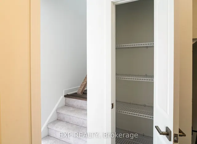 Additional image 32 of 4005 Hickory Dr Unit TH68