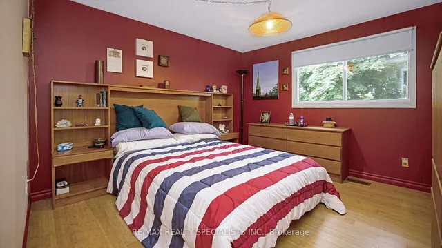 Additional image 23 of 4 Greenfield Sq