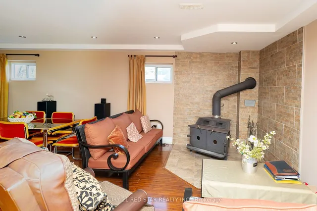 Additional image 13 of 5955 Mayfield Rd