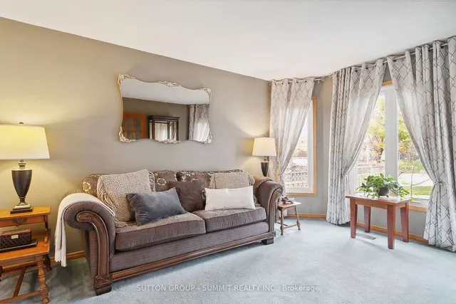 Additional image 6 of 2722 Kingsway Dr