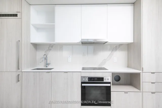 Additional image 9 of 138 Downes St Unit 5306