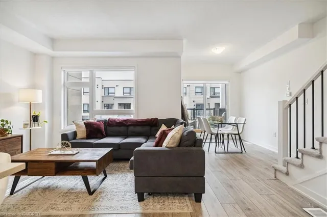 Additional image 6 of 3170 Lotus Common Common