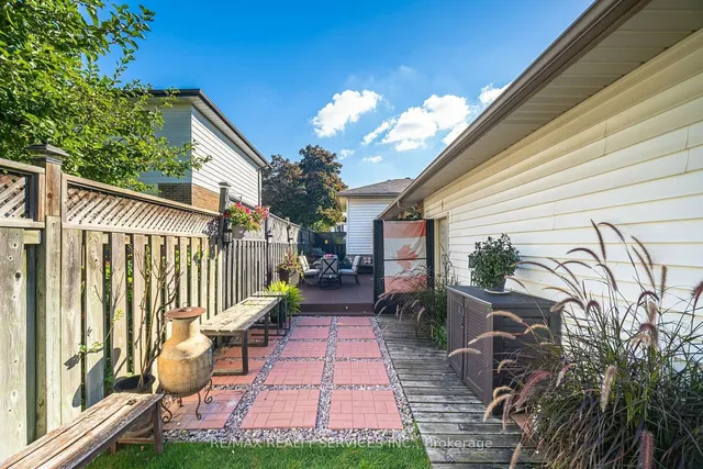 Additional image 17 of 1 Ellendale Cres