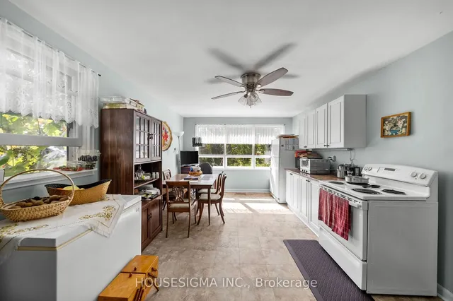 Additional image 20 of 2701 Embleton Rd