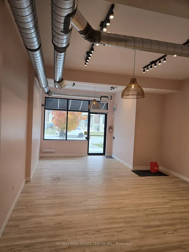 Additional image 39 of 128 Burnhamthorpe Rd