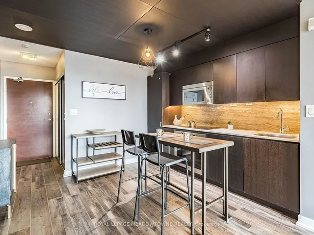 Additional image 5 of 10 Capreol Crt Unit 305