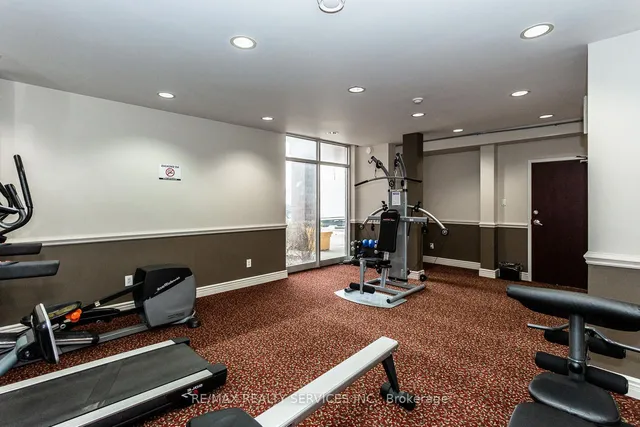 Additional image 32 of 7405 Goreway Dr Unit 716