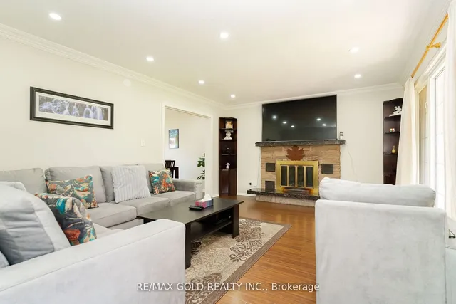 Additional image 5 of 111 Dearbourne Blvd