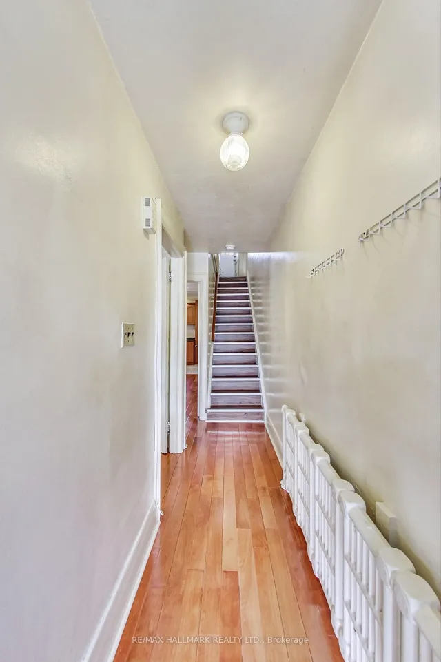 Additional image 5 of 400 Christie St