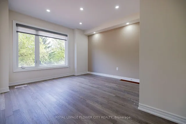 Additional image 6 of 38 Queenpost Dr