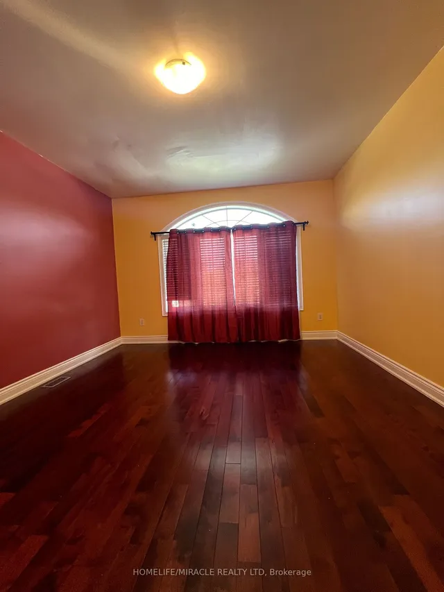 Additional image 13 of 3056 Mcnaughton Ave