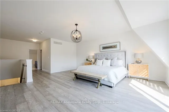 Additional image 25 of 2189 LILLYKIN St