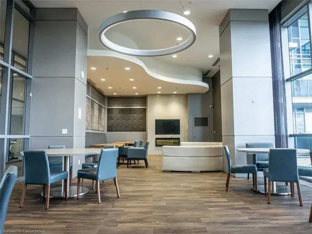 Additional image 17 of 2087 Fairview St Unit 1509