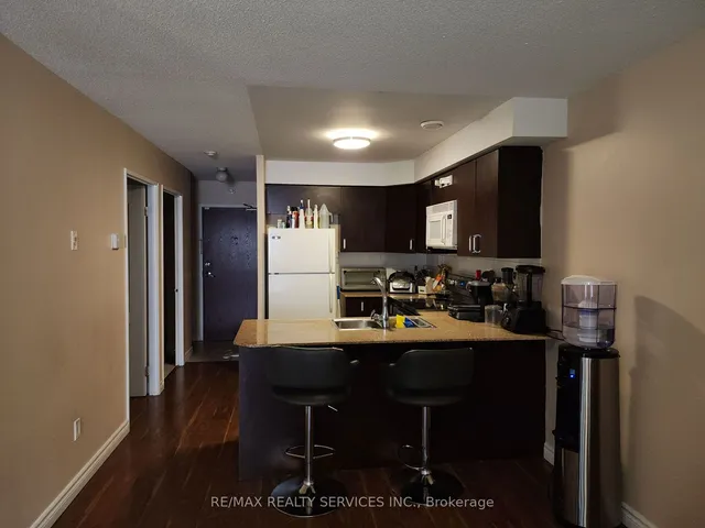 Additional image 12 of 7405 Goreway Dr Unit 212