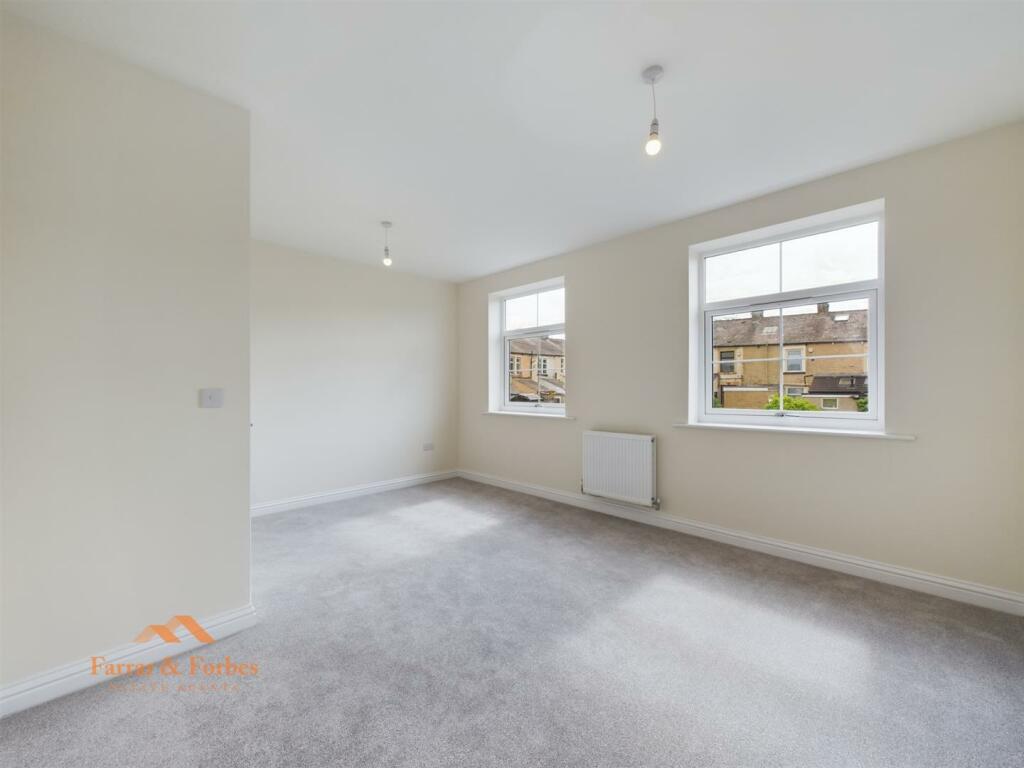 Additional image 32 of Melbourne Gardens, Burnley