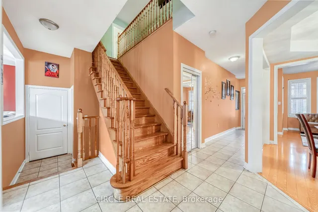 Additional image 6 of 82 Amaranth Cres