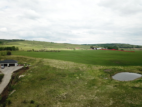 Additional image 3 of 200 - 322174 128 Street W.