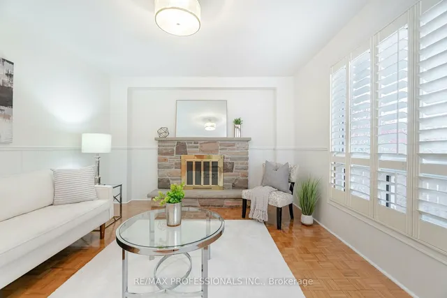 Additional image 13 of 141 Kingsbridge Garden Circ